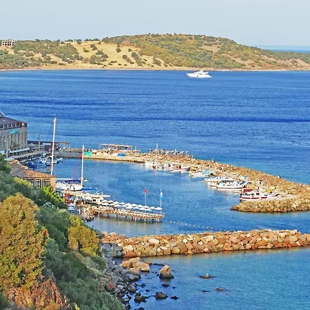 Assos Hotel 3*