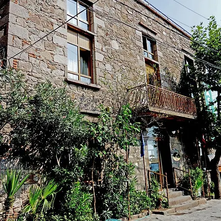 Assos Hotel Hotel 3*