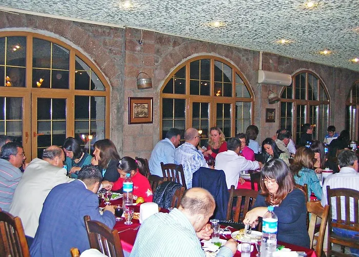 Assos Hotel Hotel 3*